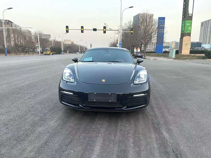 Фото 3 - Porsche 718