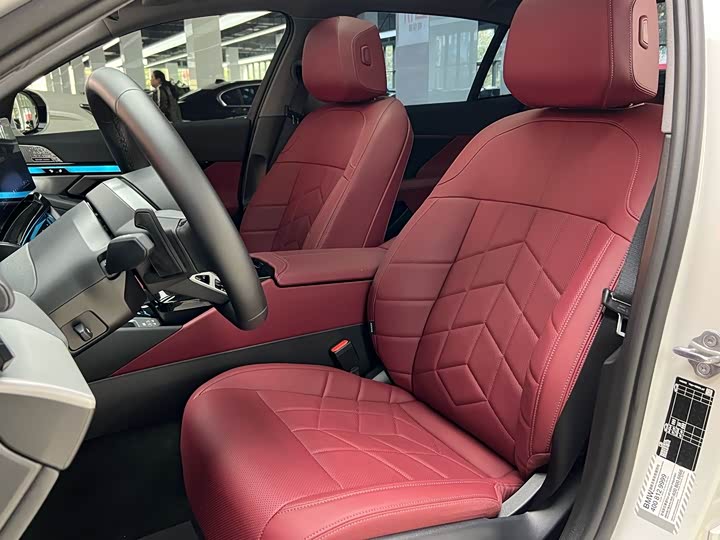 Фото 9 - BMW 5 Series