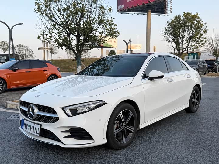 Фото 1 - Mercedes-Benz A-Class