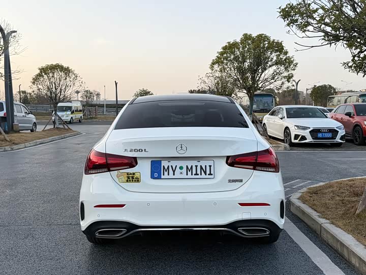 Фото 5 - Mercedes-Benz A-Class