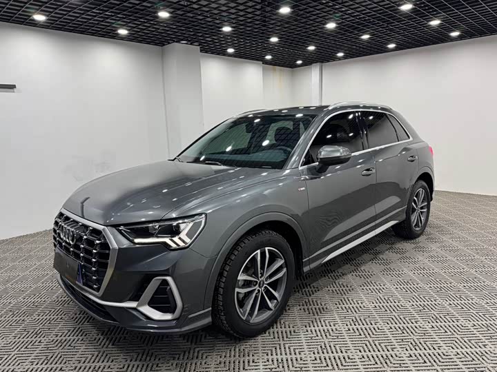 Фото 3 - Audi Q3