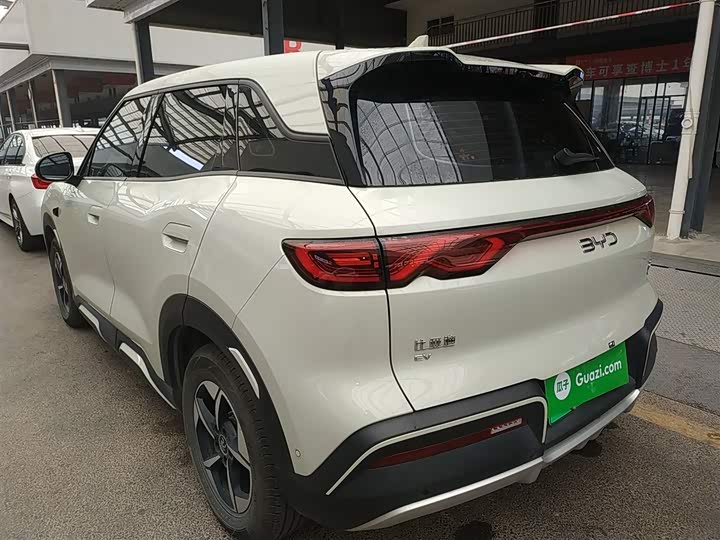 Фото 5 - BYD Yuan Up