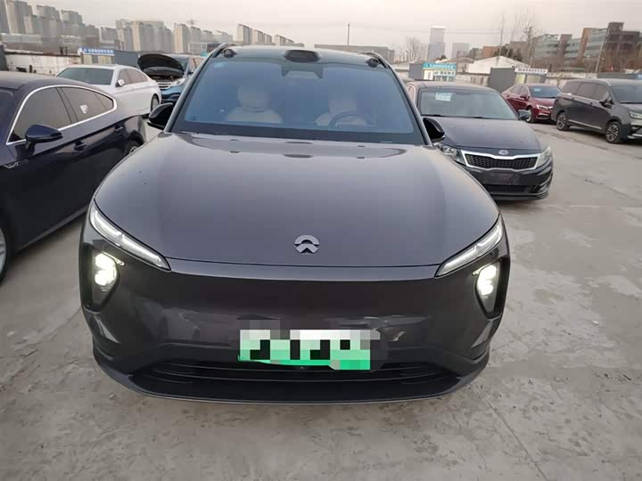 Фото 2 - Nio ES6