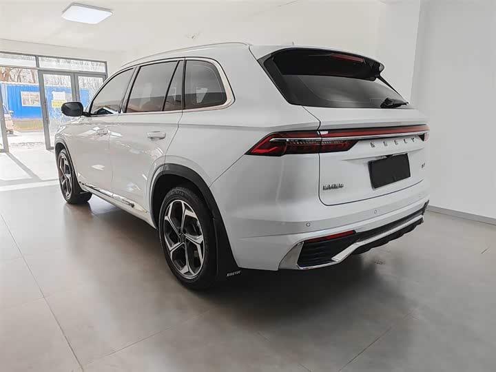 Фото 5 - Geely Monjaro