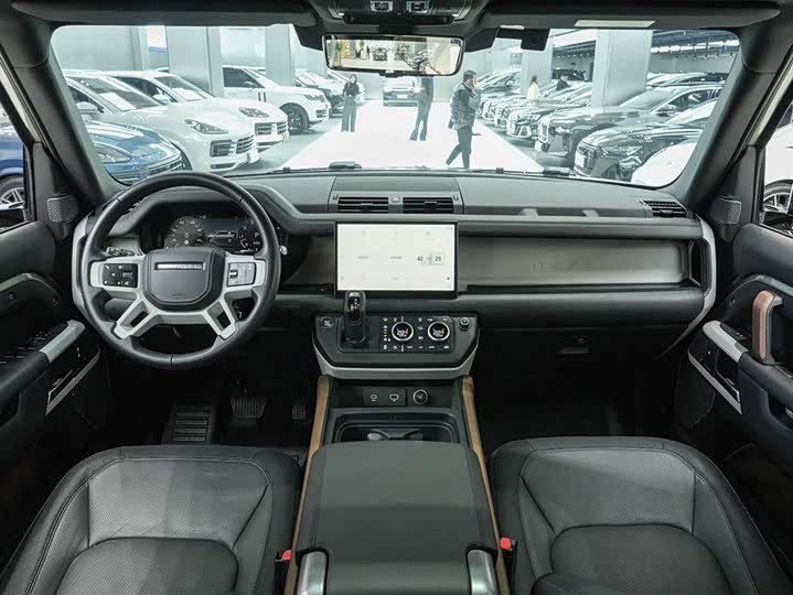 Фото 6 - Land Rover Defender