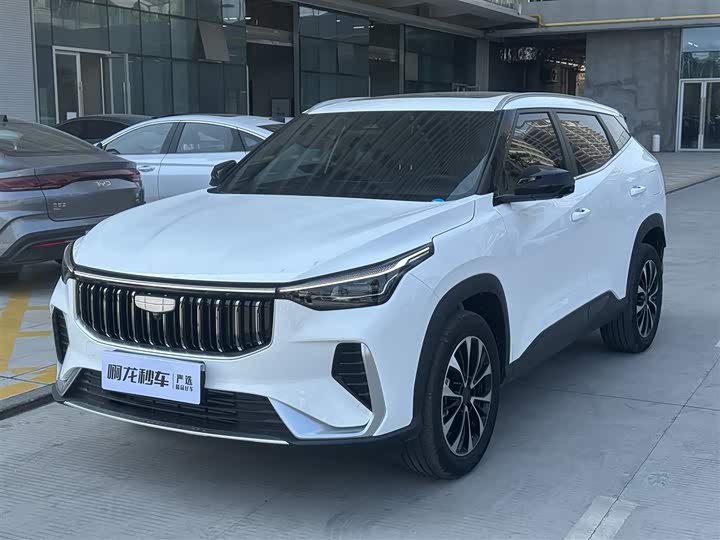 Фото 1 - Geely Atlas