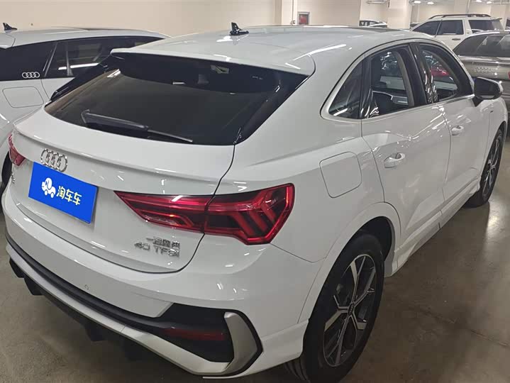 Фото 3 - Audi Q3 Sportback