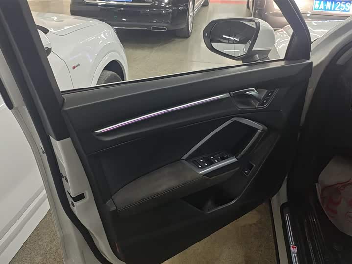 Фото 7 - Audi Q3 Sportback