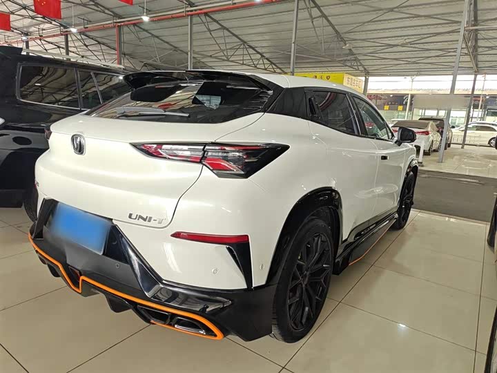 Фото 7 - Changan UNI-T