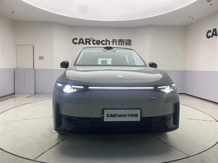 Фото 3 - Leapmotor C10