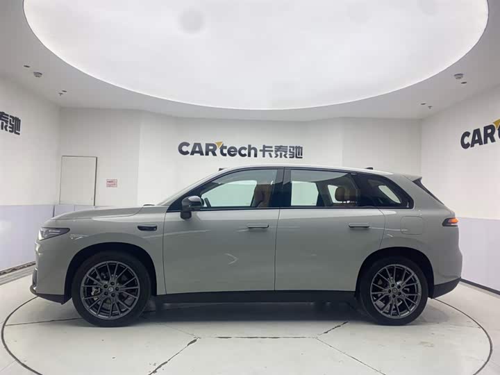 Фото 8 - Leapmotor C10