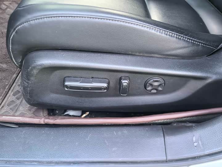 Фото 7 - Honda Accord