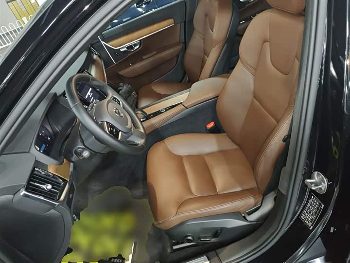 Фото 7 - Volvo S90