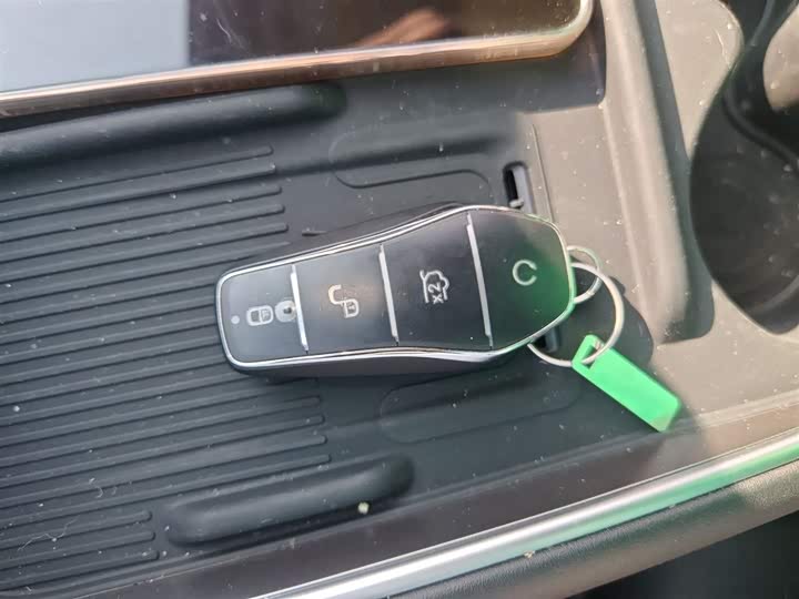 Фото 9 - BYD Sea Lion 05 EV