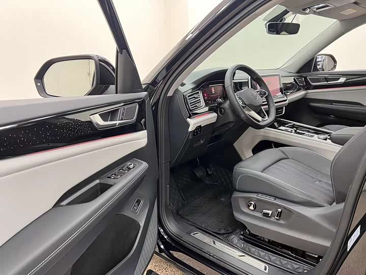 Фото 9 - Volkswagen Teramont Pro