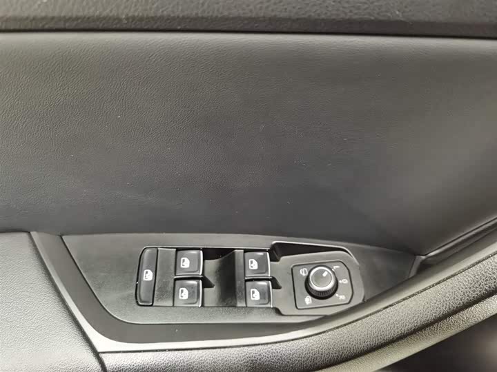 Фото 9 - Skoda Kodiaq