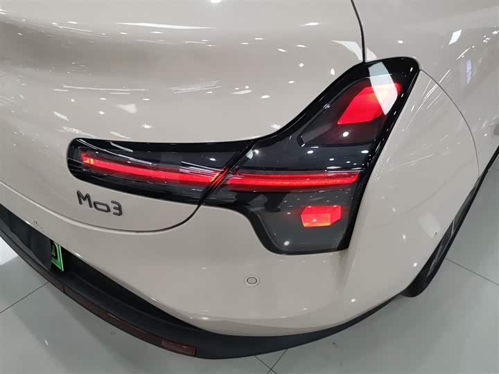 Фото 8 - XPeng Mona M03