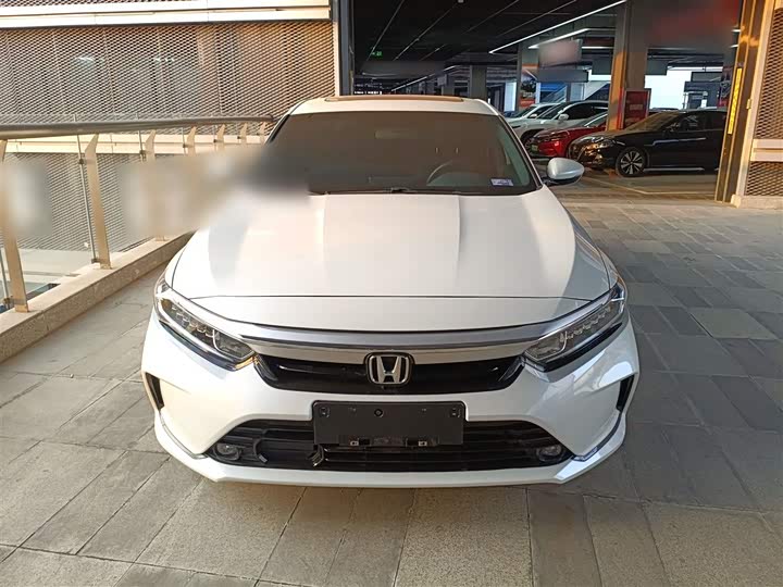 Фото 3 - Honda Inspire