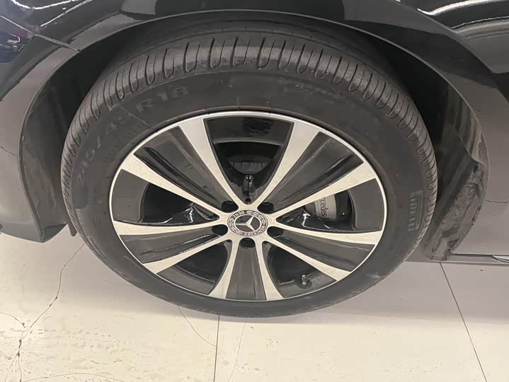 Фото 5 - Mercedes-Benz E-Class Hybrid