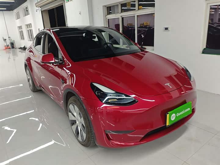 Фото 4 - Tesla Model Y