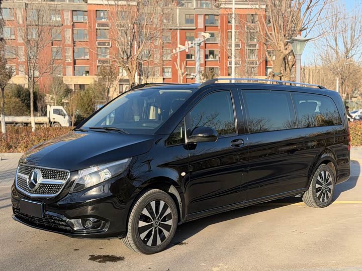 Фото 1 - Mercedes-Benz Vito