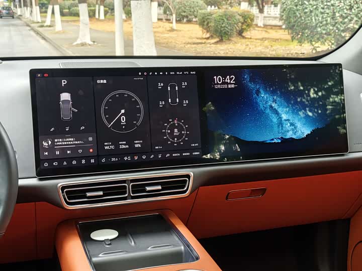 Фото 9 - LiXiang L7