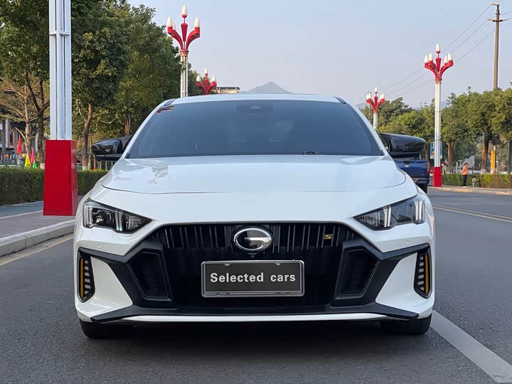 Фото 2 - GAC Trumpchi Empow R