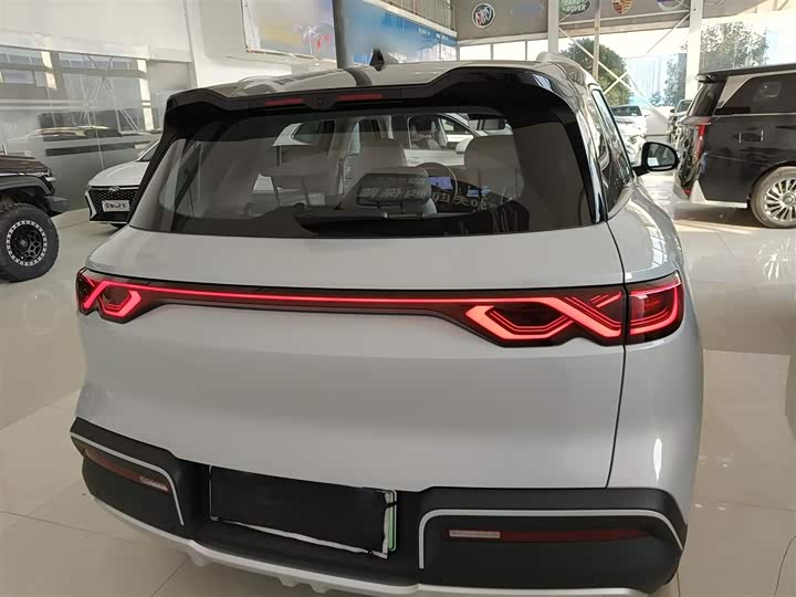 Фото 6 - BYD Yuan Up