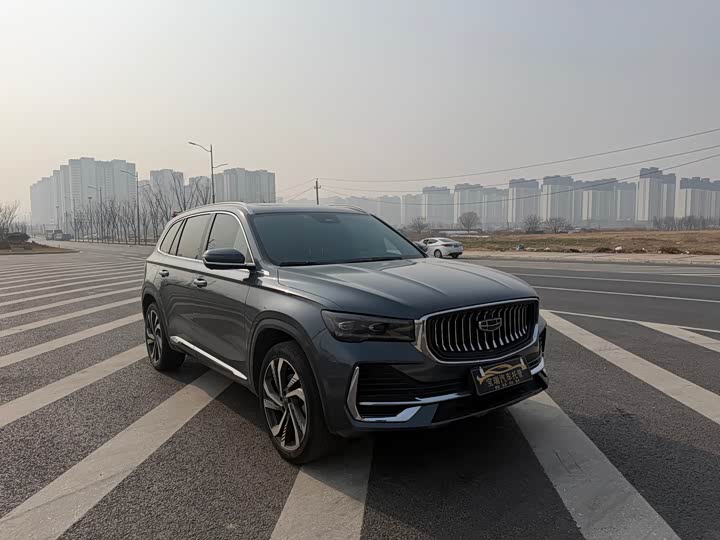 Фото 3 - Geely Monjaro