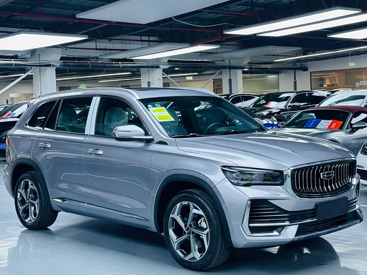 Фото 3 - Geely Monjaro