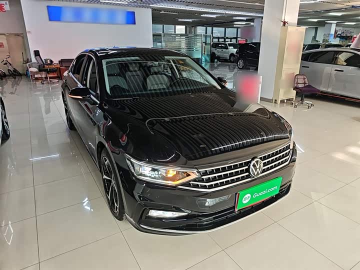 Фото 4 - Volkswagen Magotan