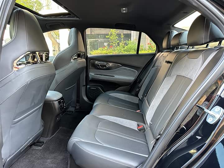 Фото 5 - GAC Trumpchi Empow R