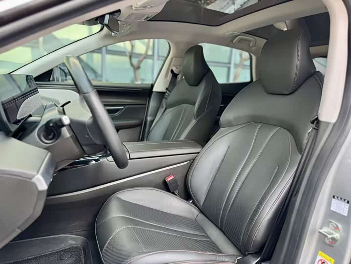 Фото 7 - XPeng P7