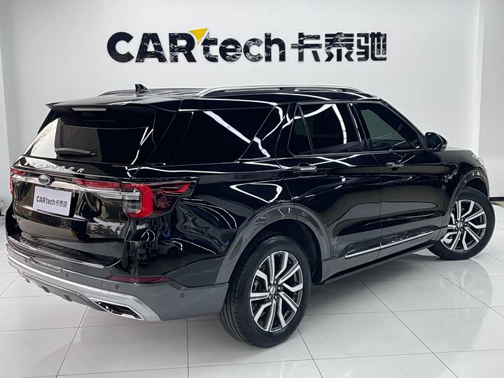 Фото 3 - Ford Explorer