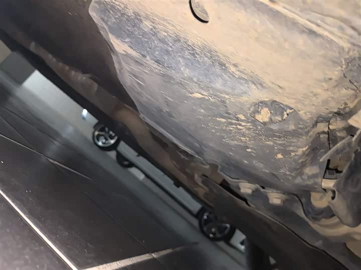 Фото 2 - Audi A4L