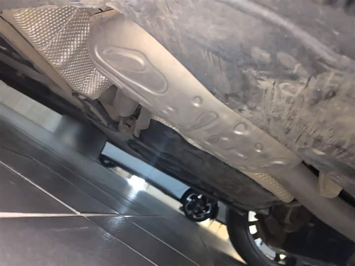 Фото 6 - Audi A4L