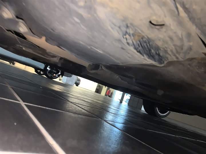 Фото 8 - Audi A4L