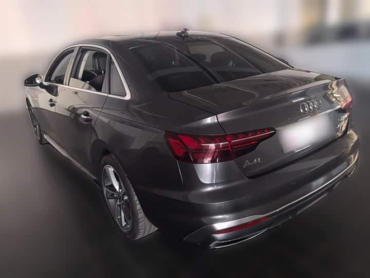 Фото 9 - Audi A4L