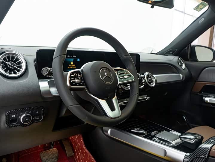 Фото 3 - Mercedes-Benz GLB-Class