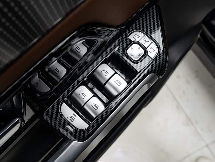 Фото 5 - Mercedes-Benz GLB-Class