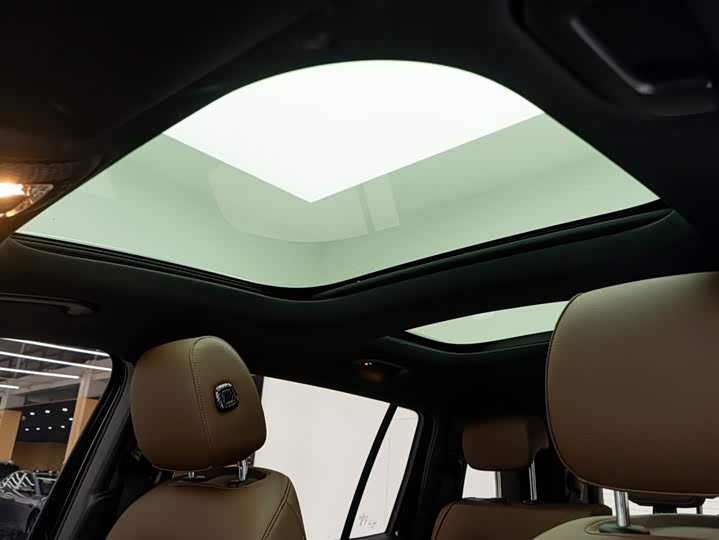 Фото 6 - Mercedes-Benz GLB-Class