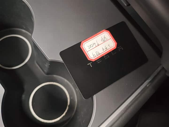 Фото 9 - Tesla Model Y