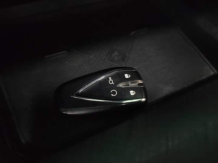 Фото 9 - Changan UNI-V