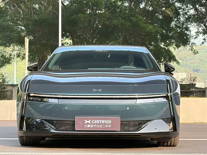 Фото 2 - XPeng P7