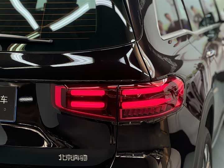 Фото 5 - Mercedes-Benz GLB-Class