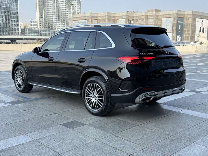 Фото 4 - Mercedes-Benz GLC-Class