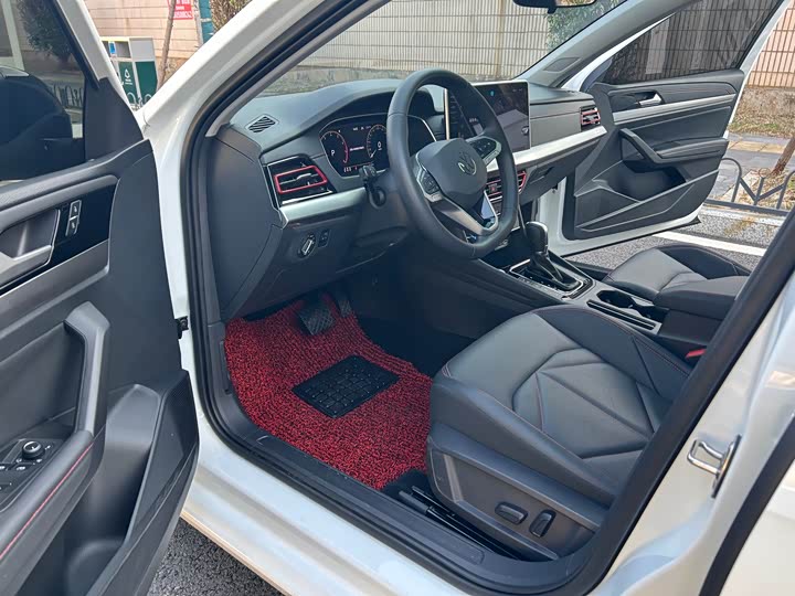 Фото 4 - Volkswagen Lavida