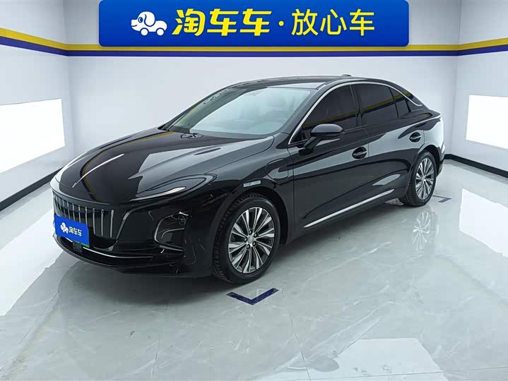 Фото 1 - Hongqi E-QM5