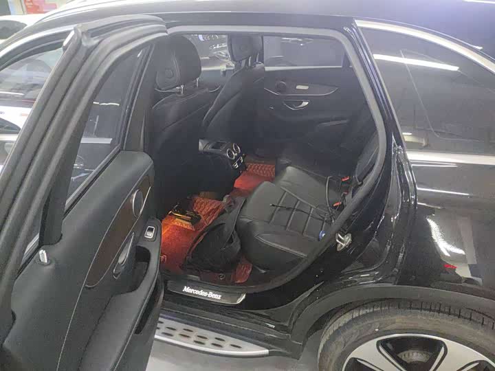 Фото 4 - Mercedes-Benz GLC-Class