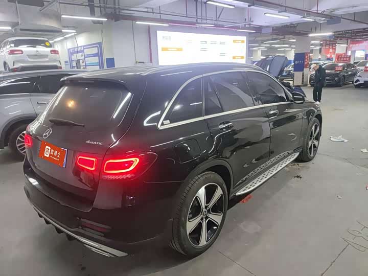 Фото 6 - Mercedes-Benz GLC-Class